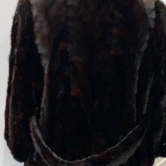 Mink coat red mink herring bone pattern - Picture 16 of 16